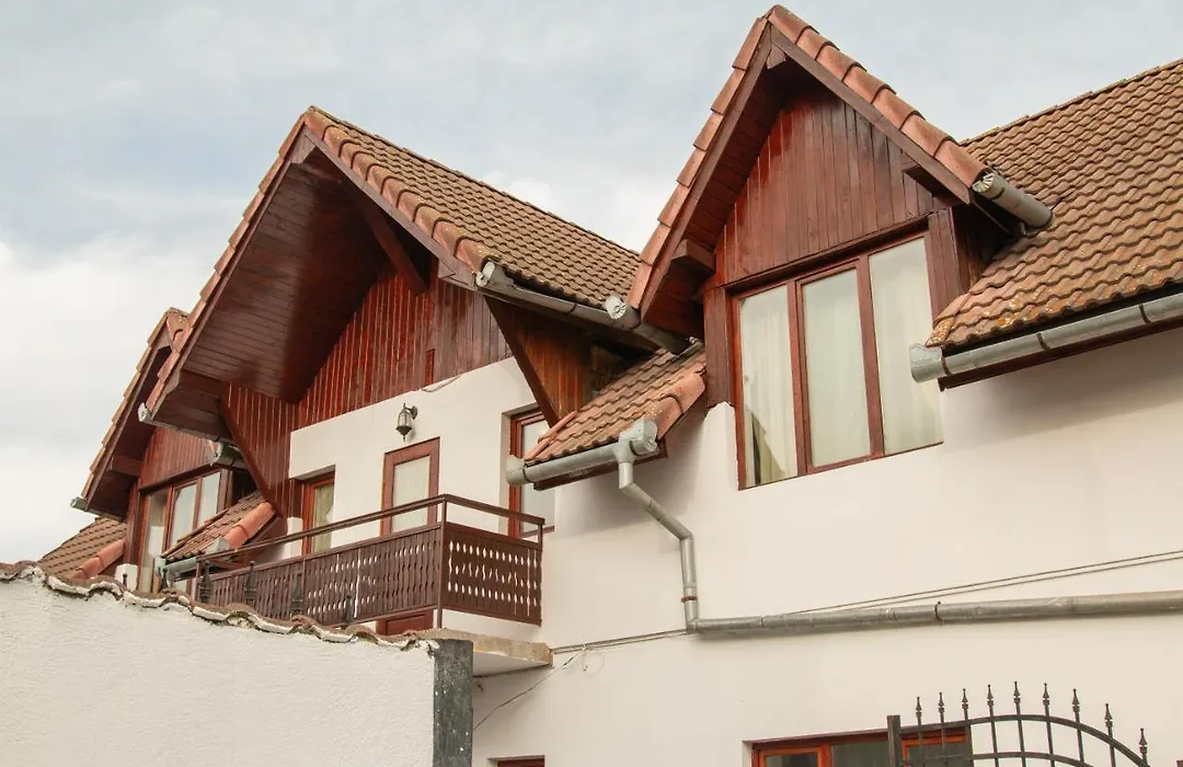Casa cu Meri-1