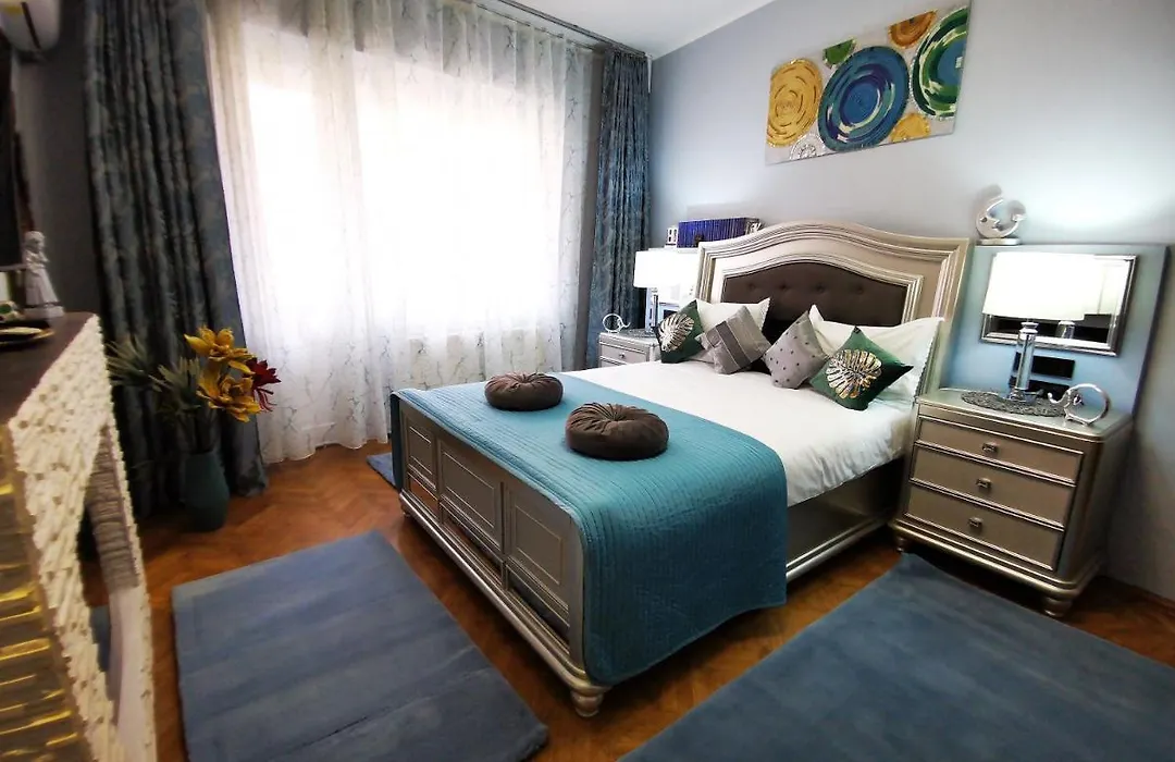 Apartament Sabrina Central-1
