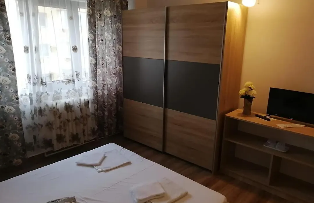 Hotel Dacor-1