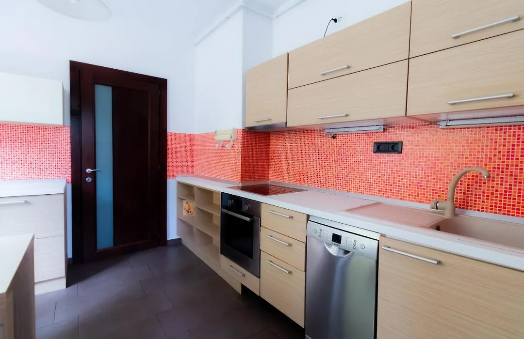 Db Apt - Comfort And Space In The Heart Of Old Town-1