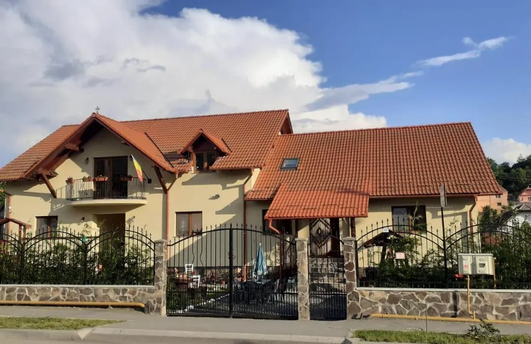 Casa Raisa & Maria-1