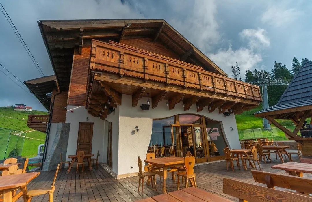 Yager Chalet-1