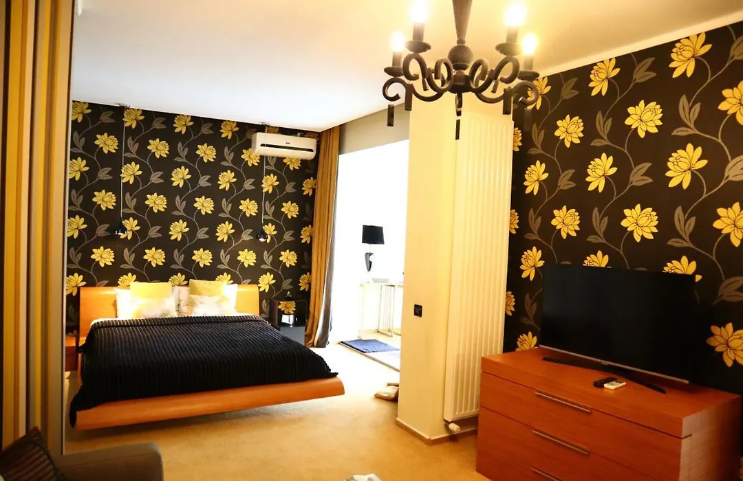 Chambers'N Charm Boutique Hotel-1