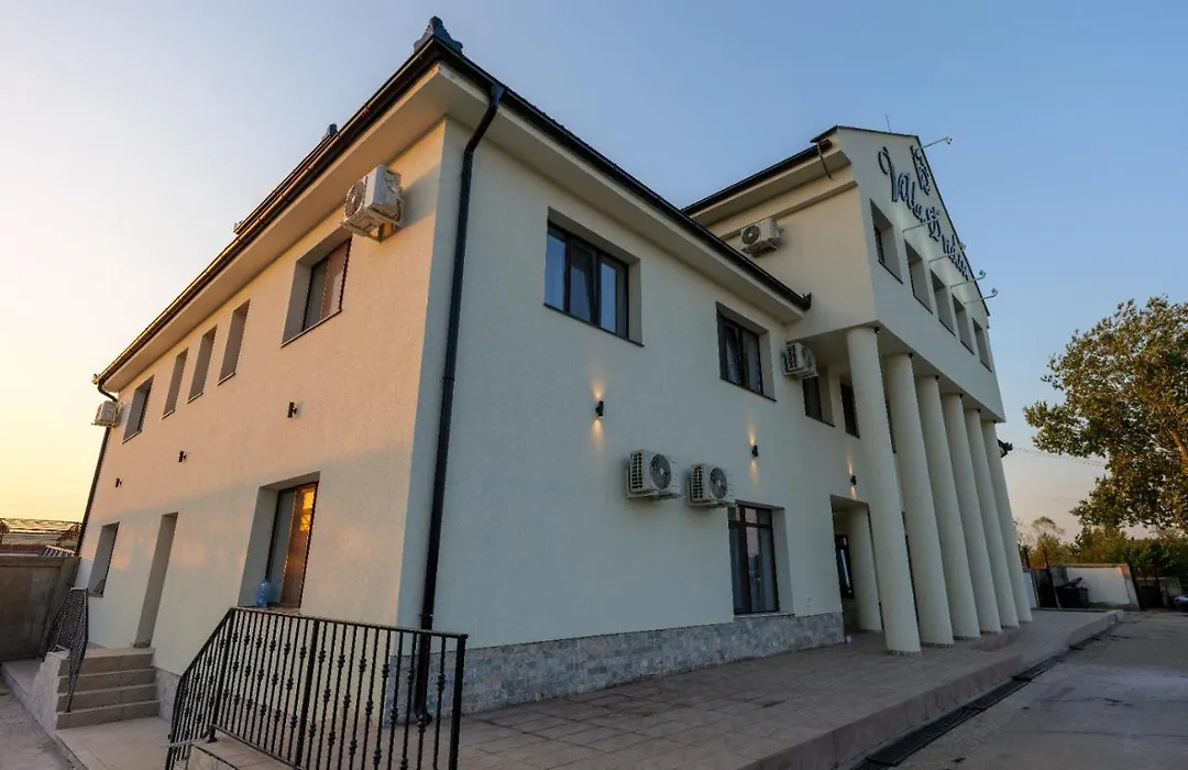 Villa Ovidiu-1