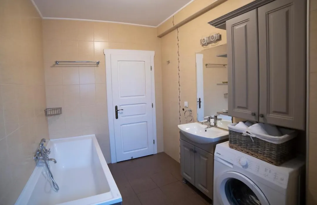 A23 - Shabby Chic Apartment In Old Town-1