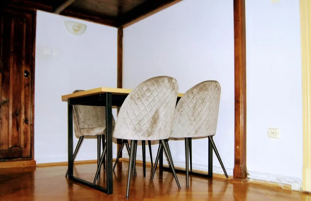 Stylish Studio Kronstadt-1
