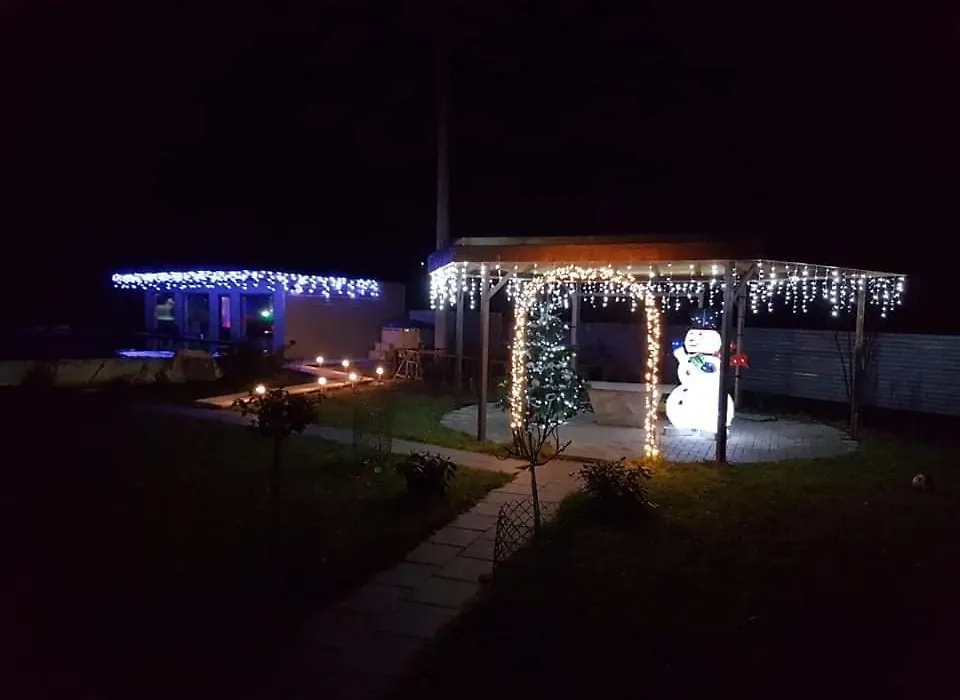 Cedar Crest-1