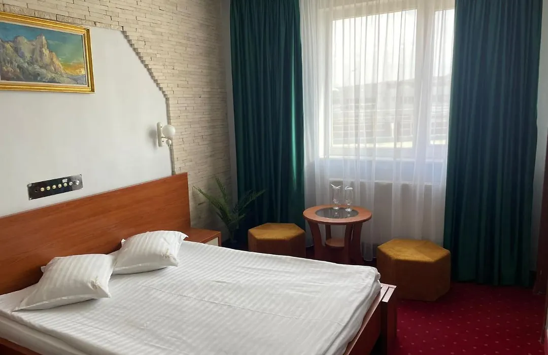 Hotel Sungarden Salin-1