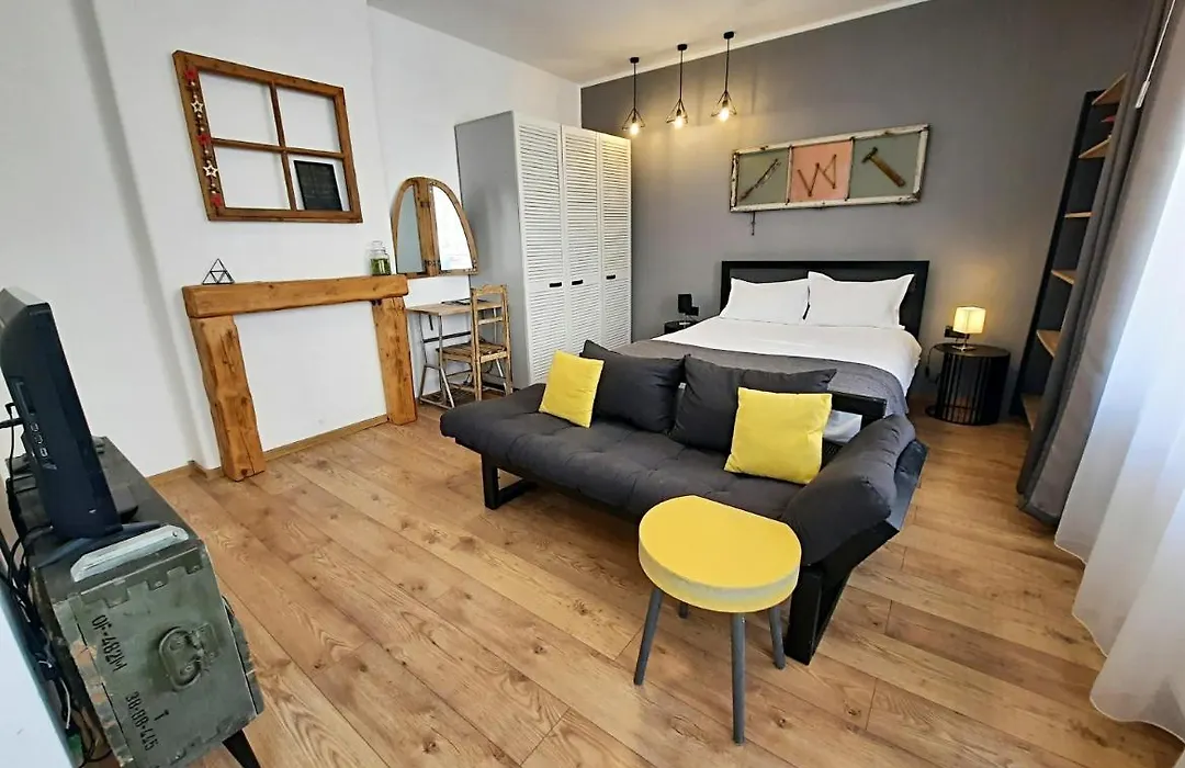 Pif Apartments Sadoveanu-1