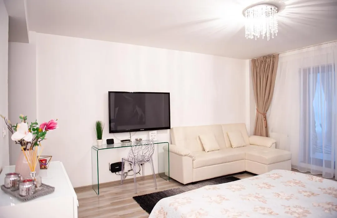 Kai Mountain Luxury Apartment-1