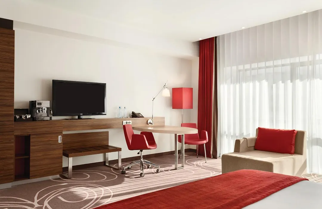Hotel Ramada Pitesti-1