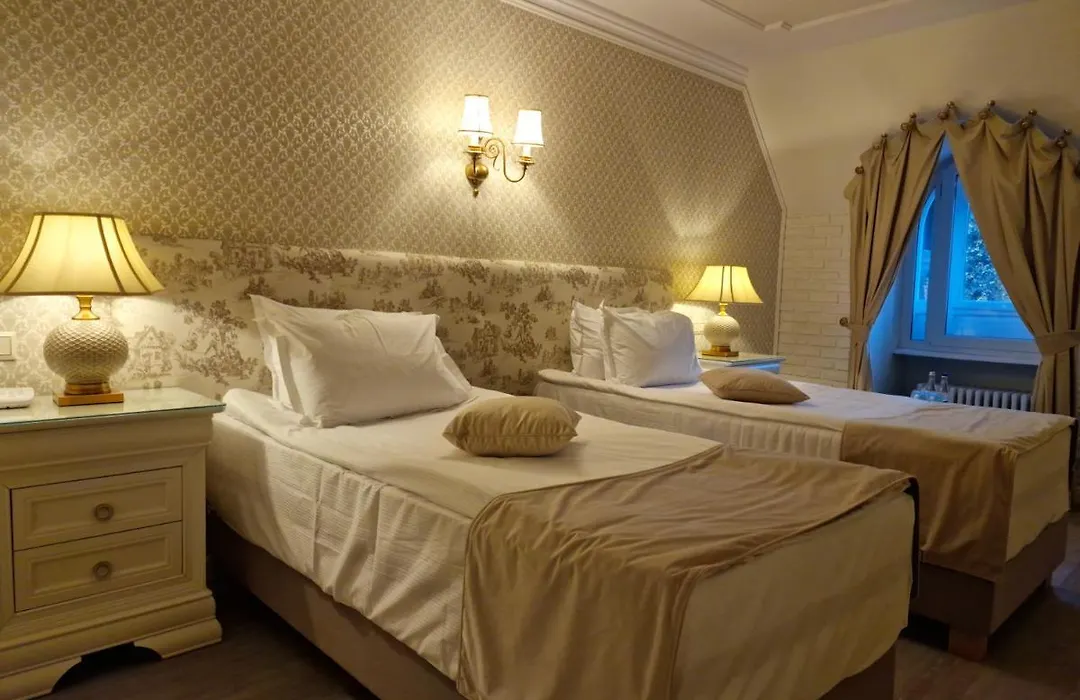 Hotel Caraiman-1