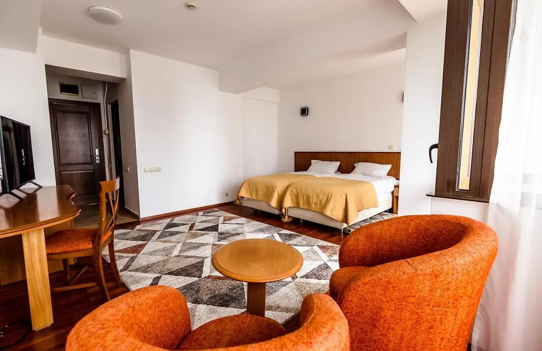 Hotel Cindrel-1