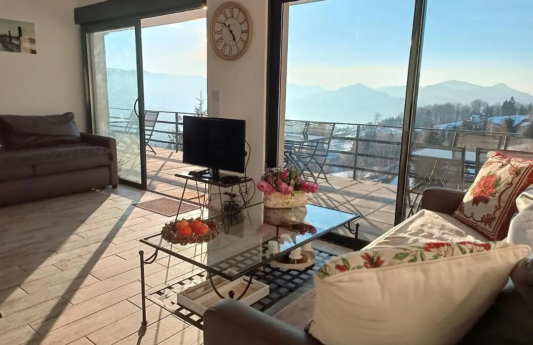 Casa De Pe Stanca-1