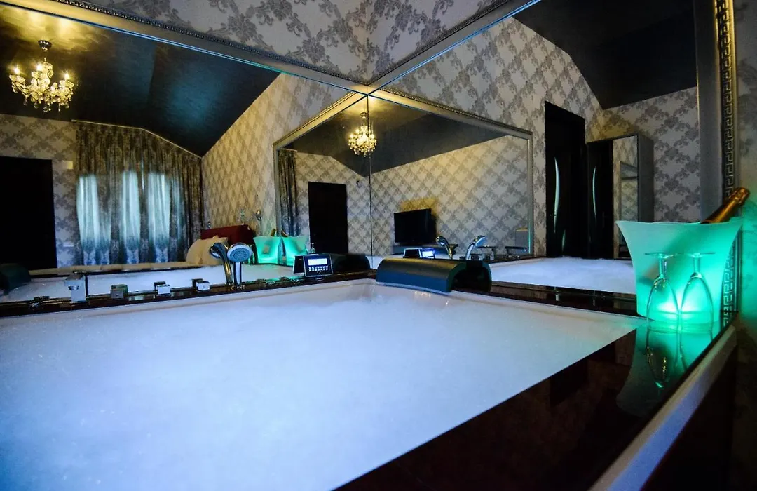 Cetate Residence-1