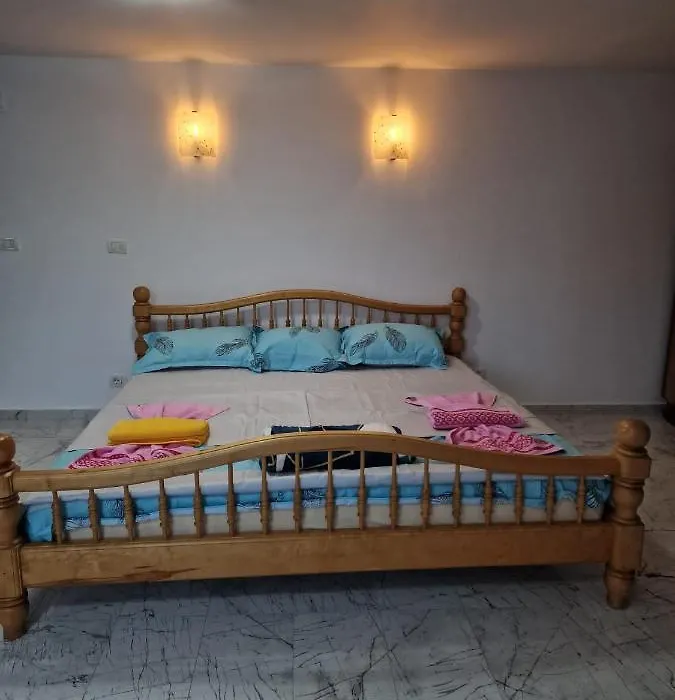 Casa Iuliana-1