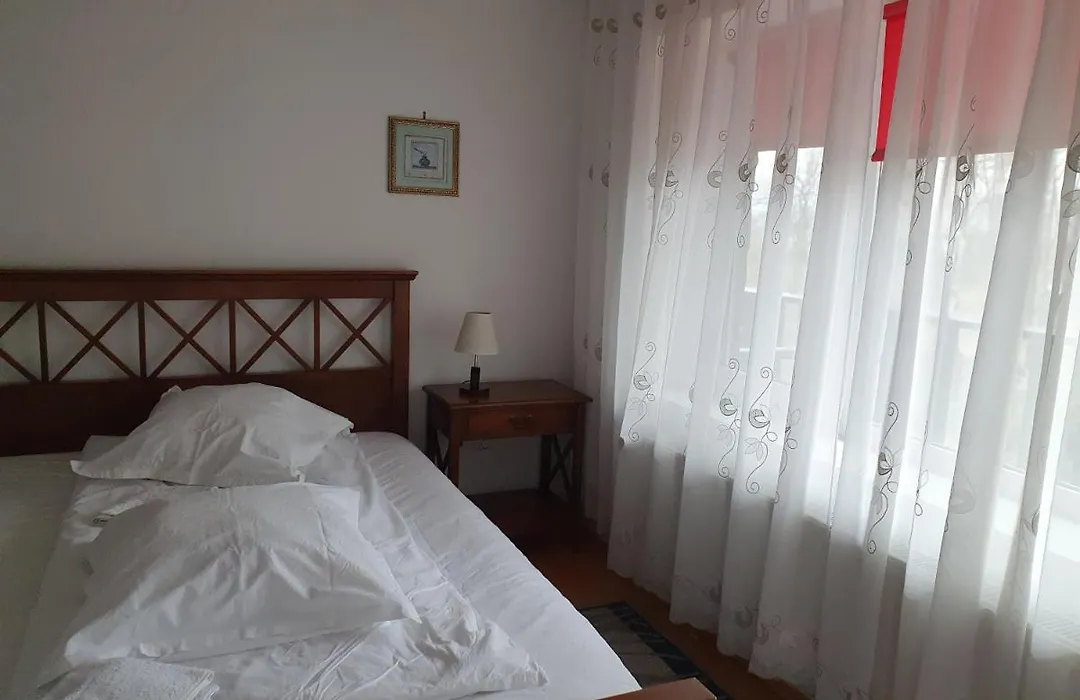 Pensiunea Capra Cu Trei Iezi-1