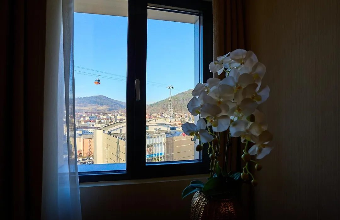 Central Plaza Hotel-1