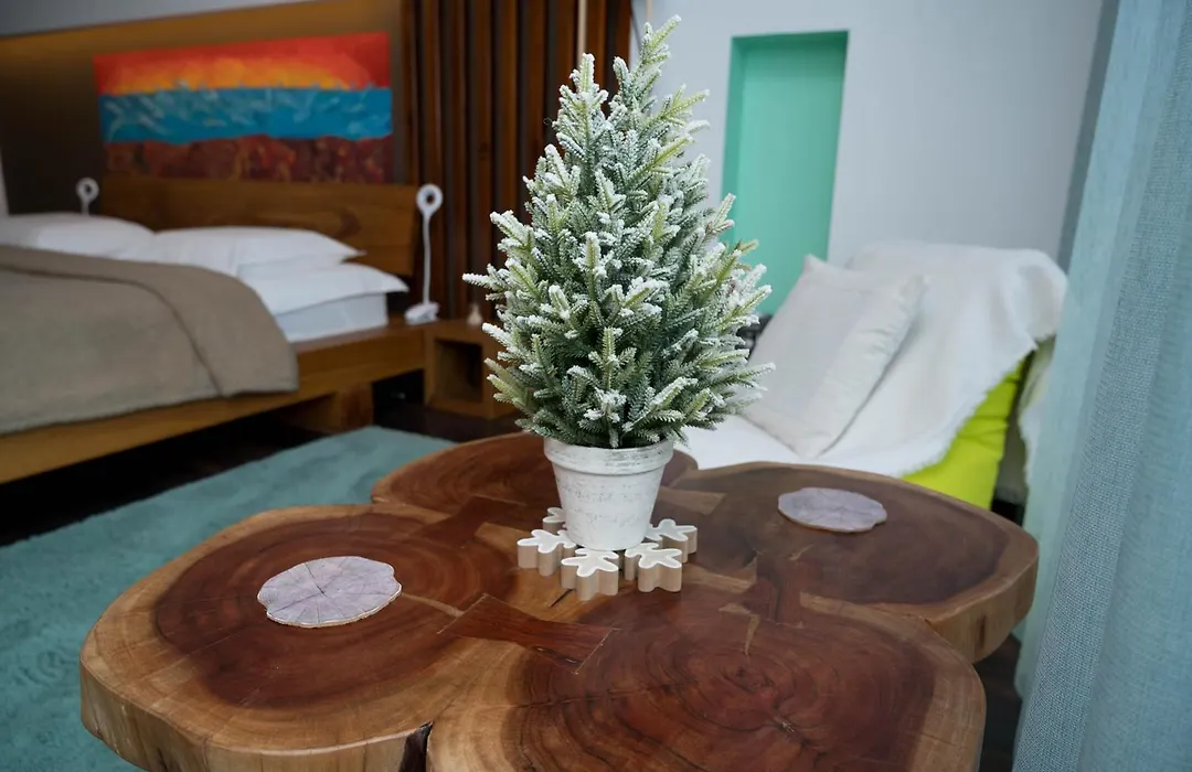 Wooden Touch Studio-1