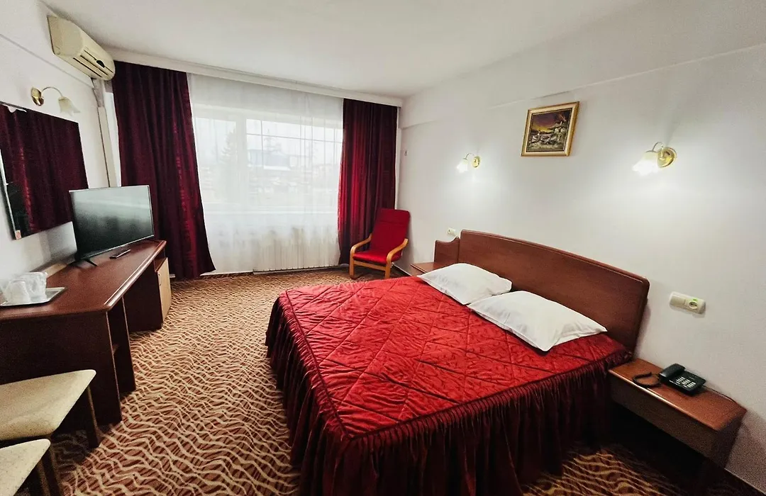 Hotel Flora-1