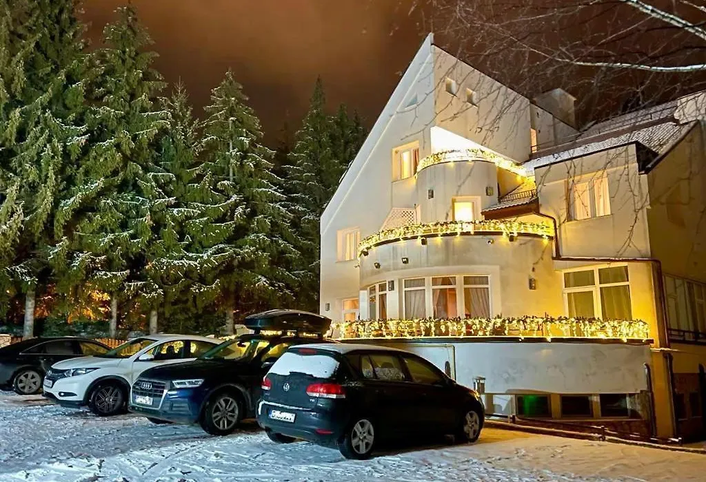 Vila Diana - Poiana Brasov With Breakfast Optional At Hotel Simona Halep-1