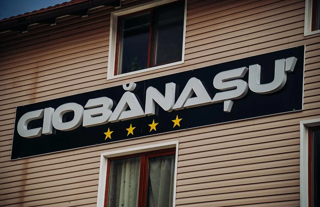 Hotel Ciobanasu-1