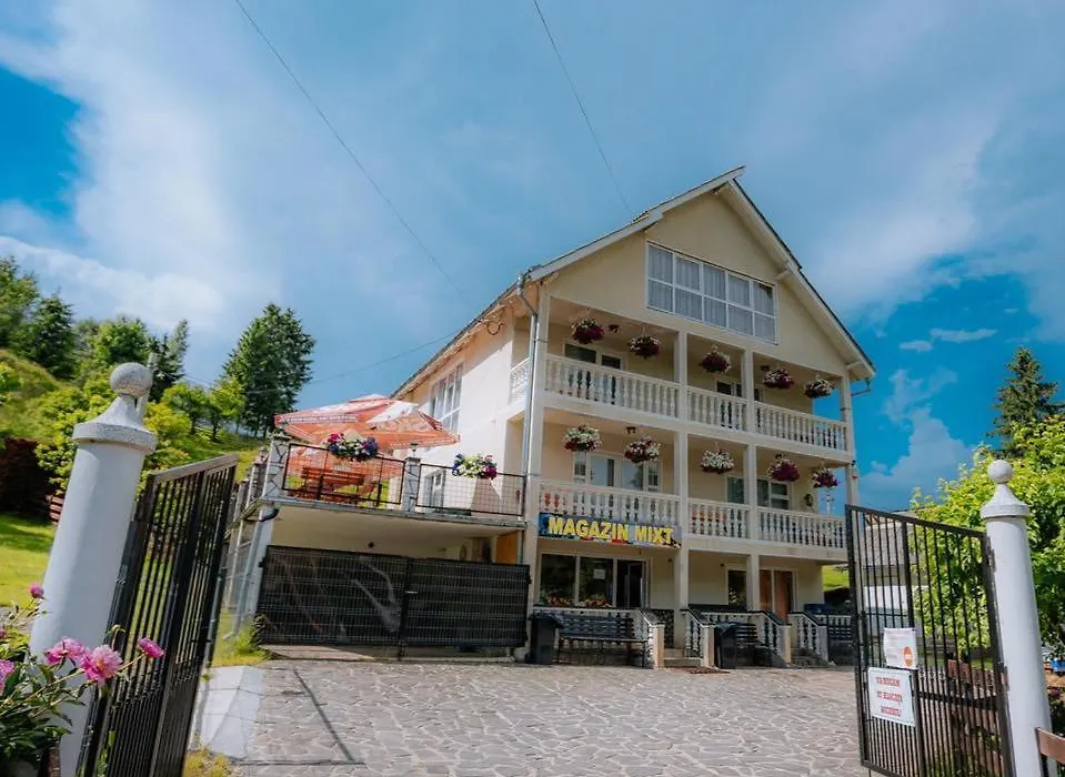 Casa Munții Rodnei-1