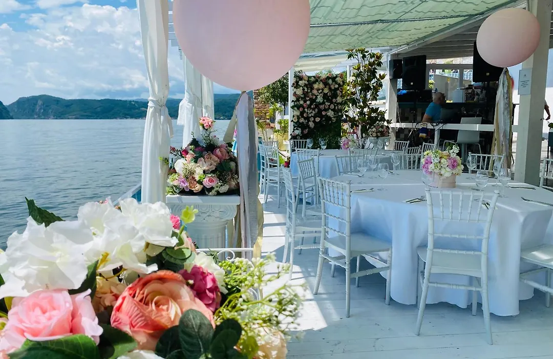 Riviera 990 - Resort & Restaurant-1