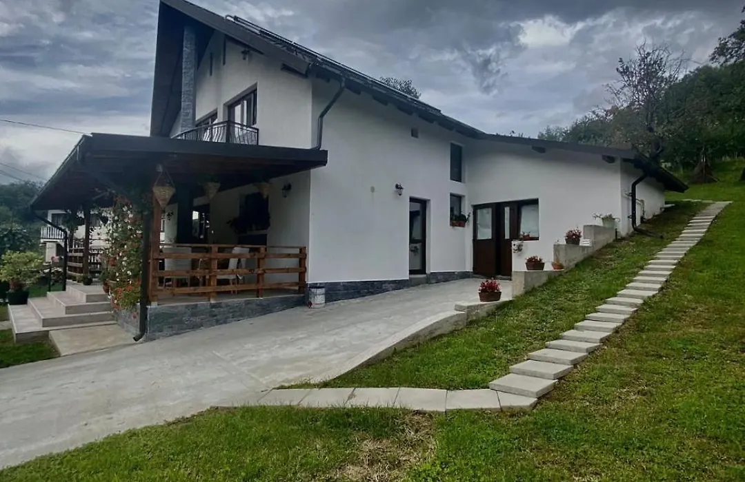 Casa Alex-1