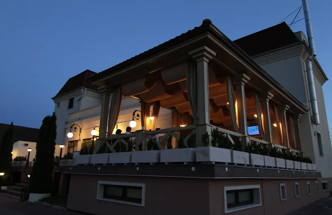 Hotel Clasic-1