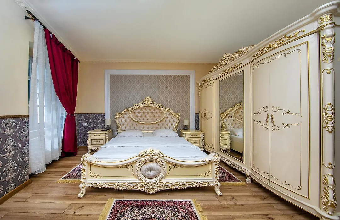 Zira Residence - Authentic Rooms In Old Town-1