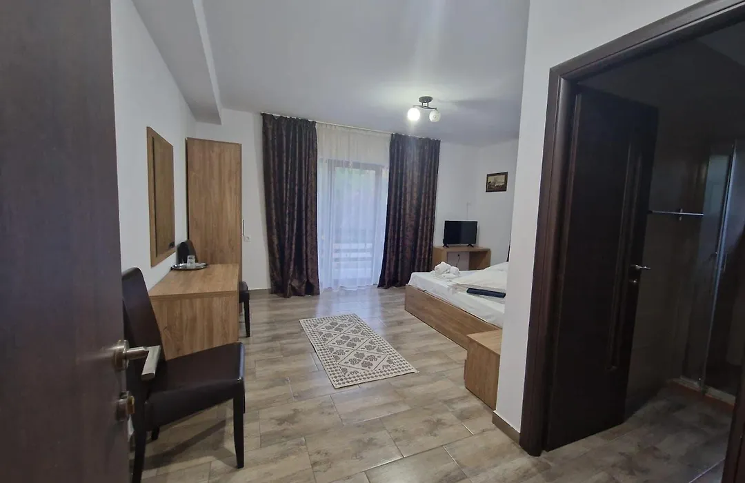 Casa Maria Moieciu C-1