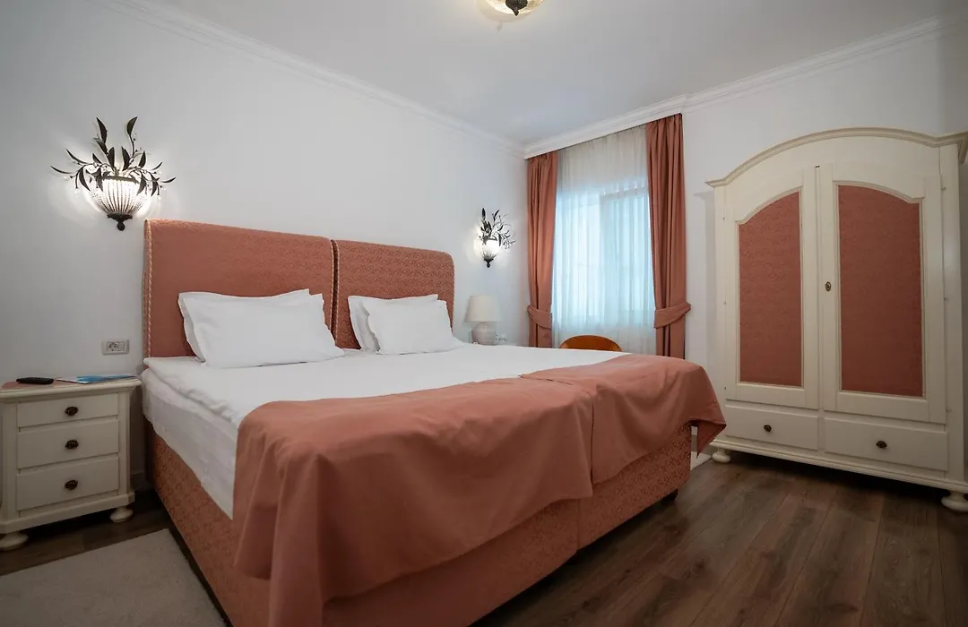Excelsior Boutique Hotel Sinaia-1