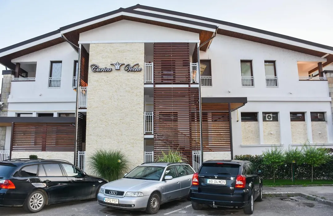 Hotel Curtea Veche-1
