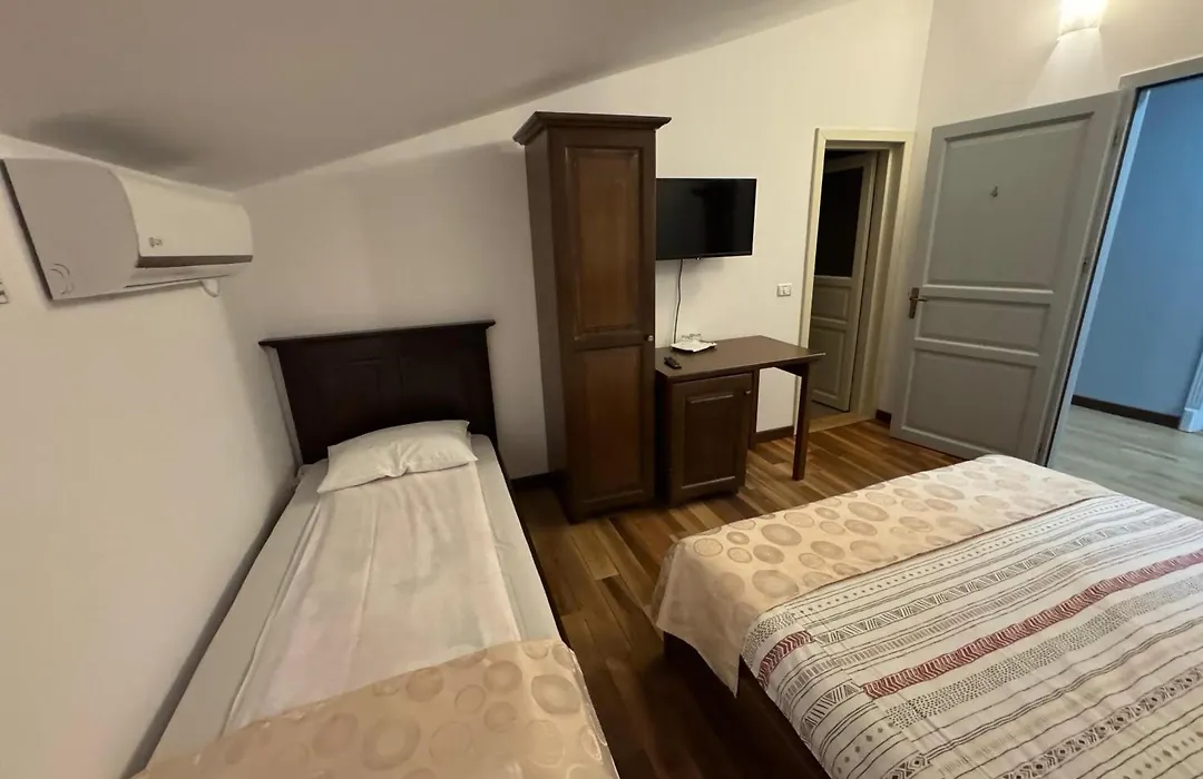 Casa de vacanta TARA-1
