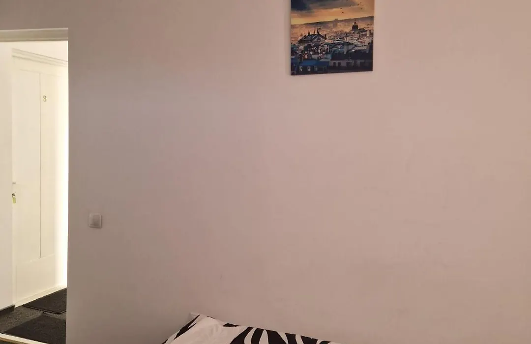 Bigcitty Rooms-1