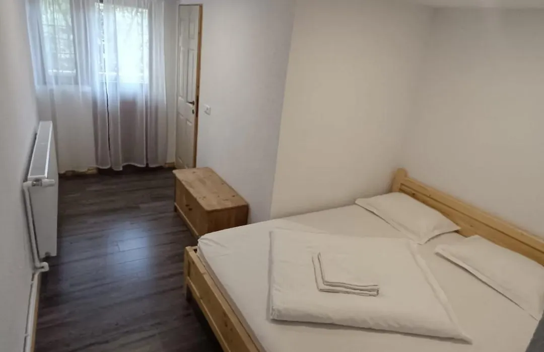 Cabana Groapa Seaca-1