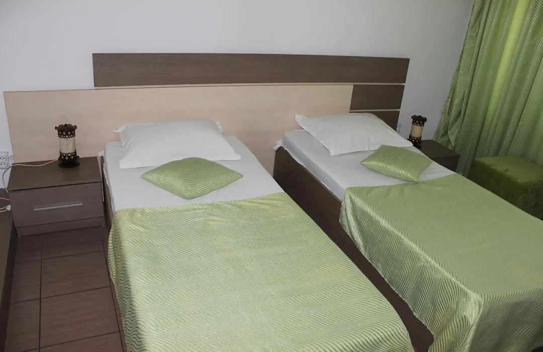 Hotel Ciucas-1