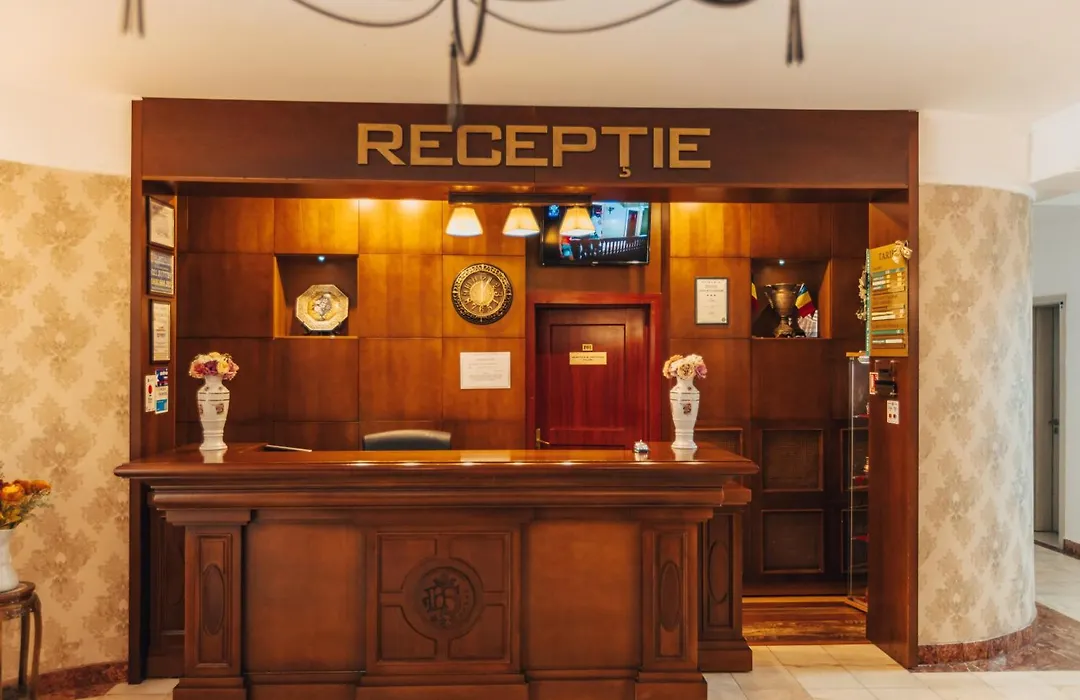 Hotel Suprem-1