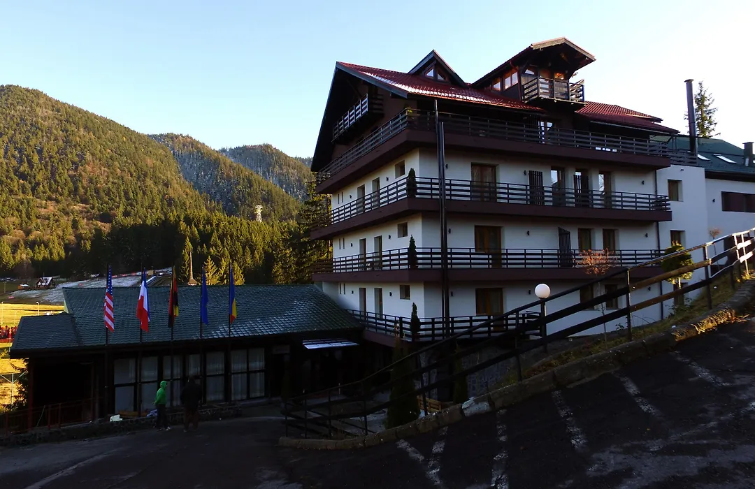Royal Boutique Hotel Poiana Brasov-1