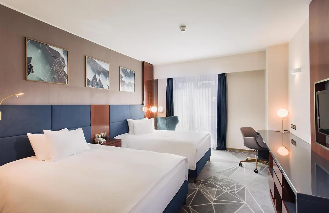 Doubletree By Hilton Hotel Cluj - City Plaza-1