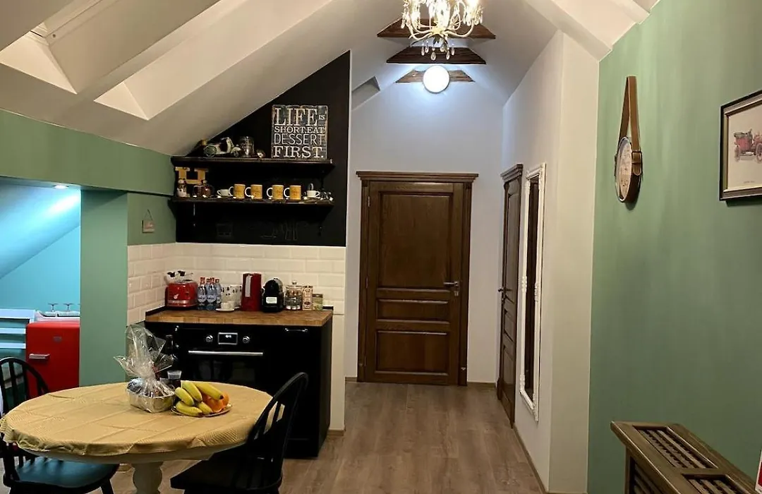 Nikolas Haus Premium Historic Center Stay & Free Parking-1