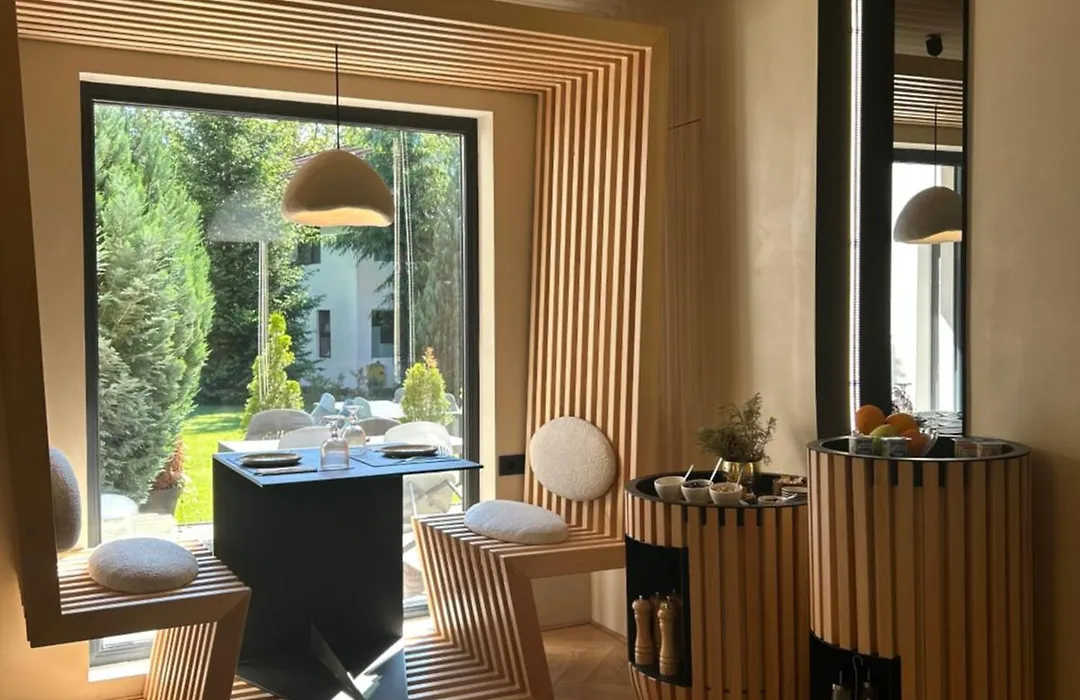 Garden Retreat (Adults Only)-1