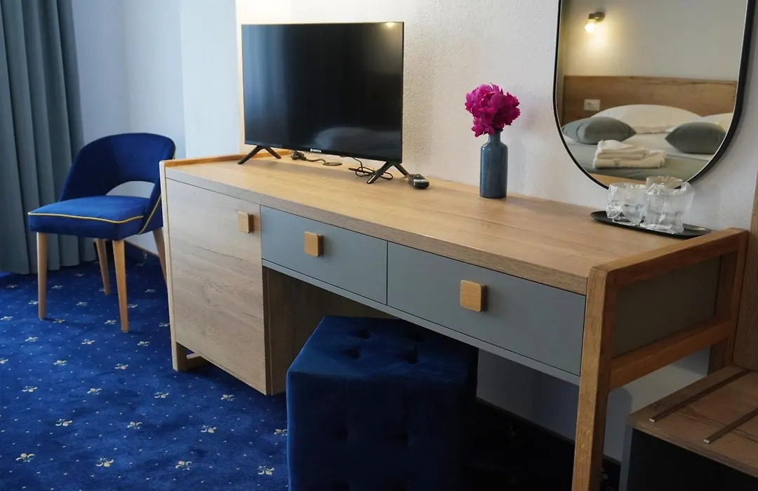 Motel Blue River Calimanesti-1