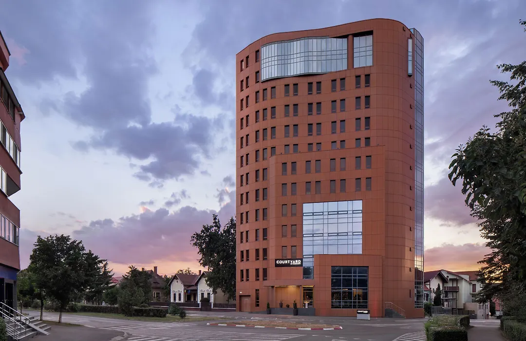 Courtyard By Marriott Downtown Sibiu-1