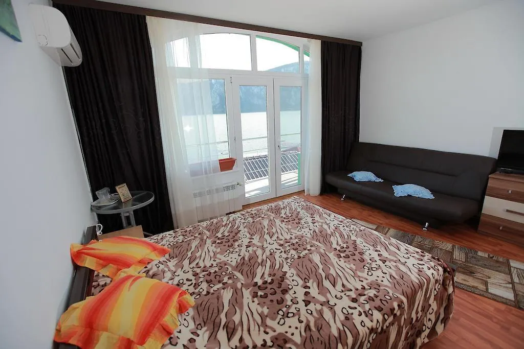 Casa Lucian-1