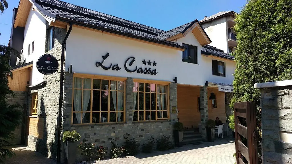 Pensiune Restaurant La Cassa-1