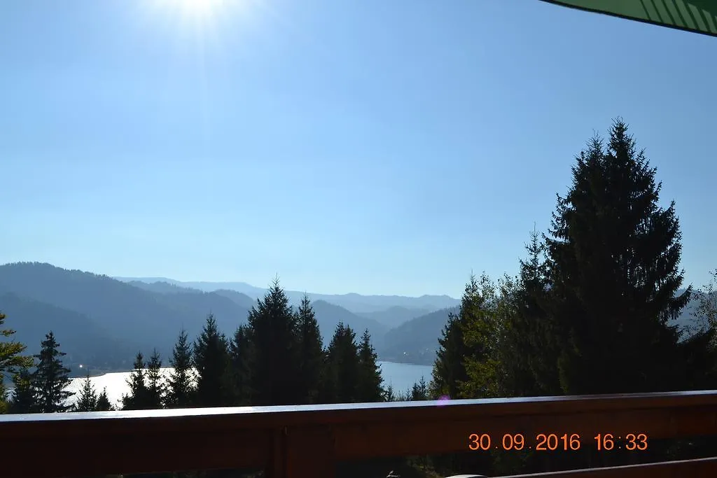 Pensiunea Lac Colibita-1