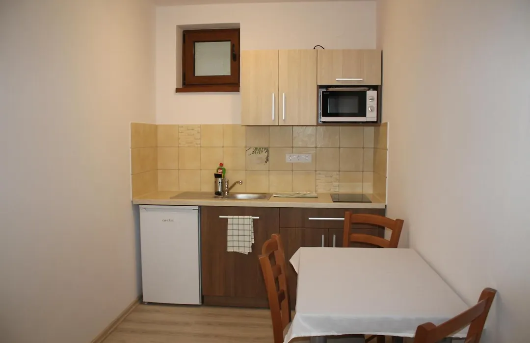 Casa 77*** Praid-1
