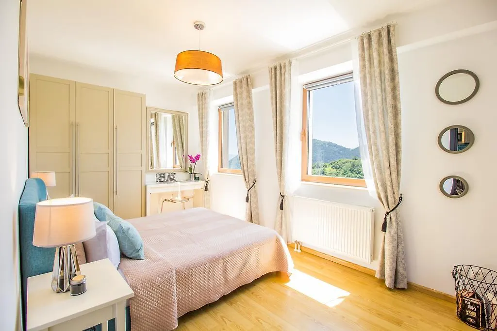 Seasons Mountain Suite-1